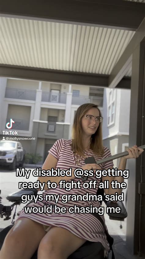 Don’t make me come at you with a grabber😂 : u/mollysnowcone