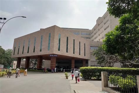 PSG Institute of Medical Sciences and Research Contact Number, Address ...