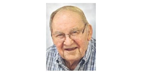 Kenneth Novak Obituary (1926 - 2021) - Cedar Rapids, IA - The Gazette