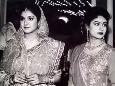 Bollywood when ayesha jhulka revealed scary incident on screening of ...