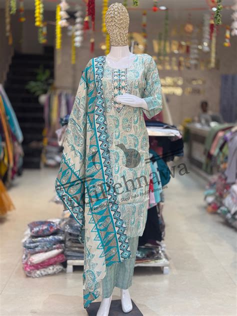 Indipehnawa Signature Cotton Suit – Embroidered Thread Work Neck – Arsh ...