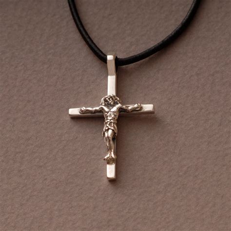 Jesus Crucifix Cross Necklace Mens Womens Sterling Silver
