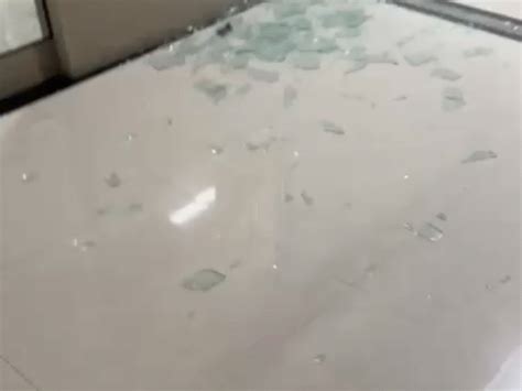 Indore Activists Chant Hanuman Chalisa, Vandalise NMIMS Campus ...