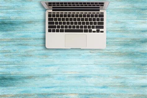 Computer Table Top View 的图像结果