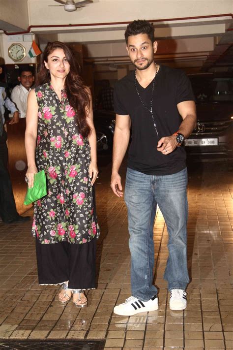 Celebs at Saif Ali Khan Birthday Celebration - Photos,Images,Gallery ...