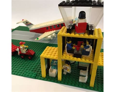 LEGO 6392 Airport Instructions, Town