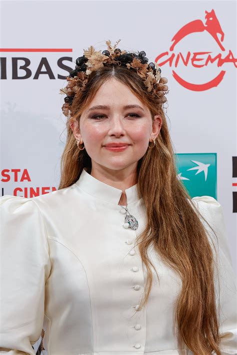 Magazine Dreams Cast