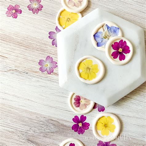 DIY Pressed Flower Self Adhesive Wax Seals — Wine & Sprinkles