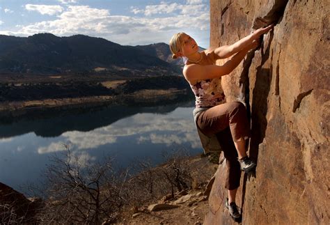 Free solo: Climbing on the edge of death