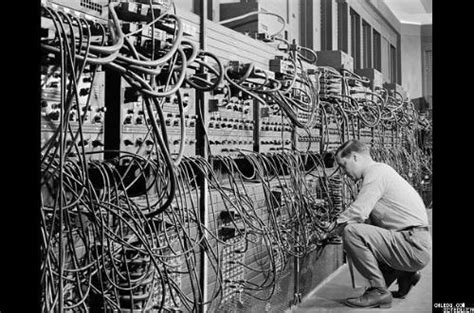 世界第一台电子数字计算机诞生于哪年