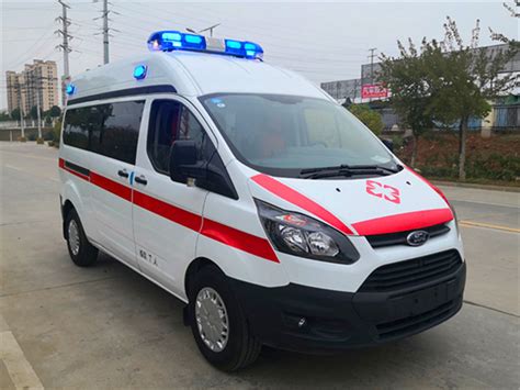 福特新全顺V362中轴监护型救护车（普通警灯） - 负压救护车-程力专用股份有限公司