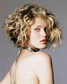 Bob Hairstyle Curly by 21 Stylish And Glamorous Curly Bob Hairstyle For Bob Hairstyle Curly