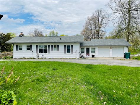 2688 W Sugar Creek Dr, Greenfield, IN 46140 - See Est. Value, Schools ...