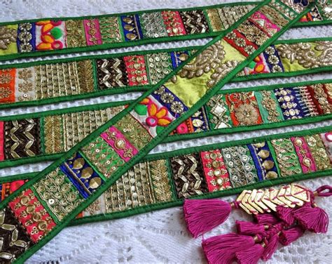 Indian Patch Embroidered Lace Ethnic Trim Sari Border Decorative Fabric ...