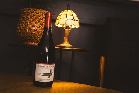 Wine Tasting in The Classic Lounge with Smashing Wines, Bridge Classic ...