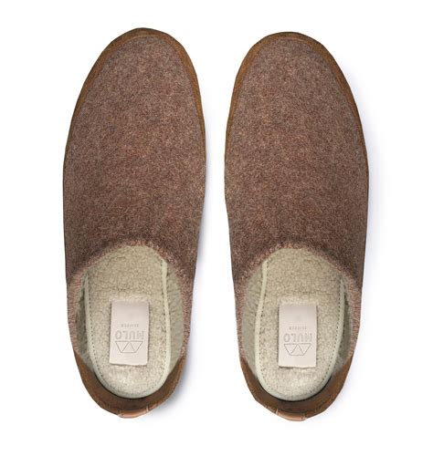 Brown Men's Sheepskin Slippers in Wool