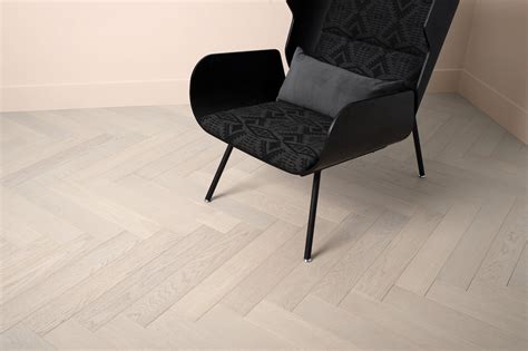 Latteo HB European Oak Engineered Hardwood Flooring - Villagio Wood Floors