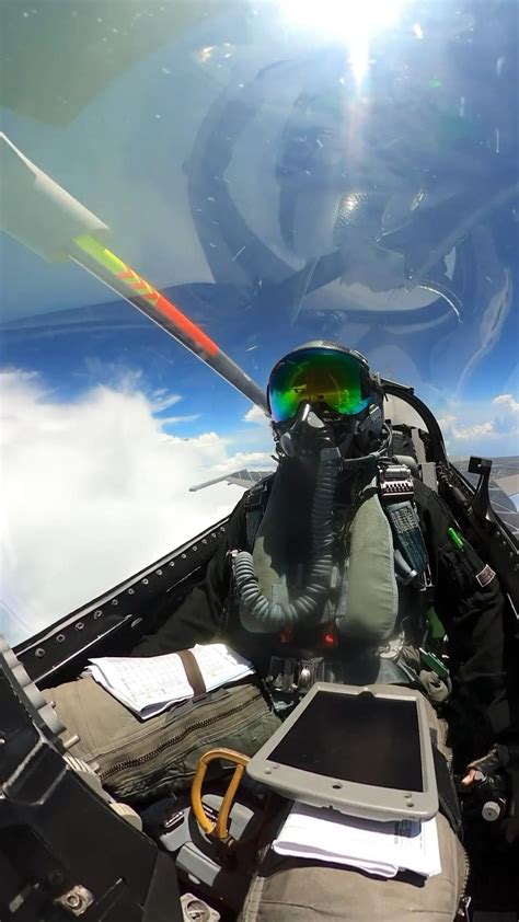 Vertical take-off [Video] | Jet fighter pilot, Fighter pilot, Fighter jets