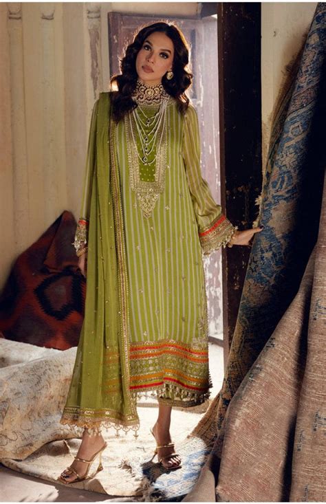 Luxury Chiffon Brands/Pakistani Suits -Awwal Boutique – AWWALBOUTIQUE