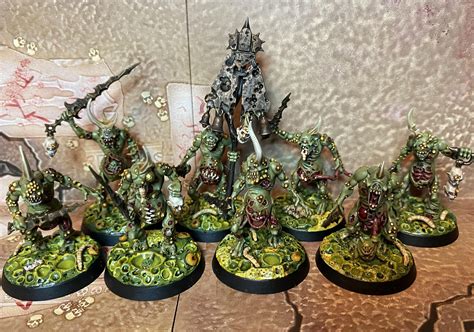 Lots of warband options from the Daemons of Nurgle start collecting box ...