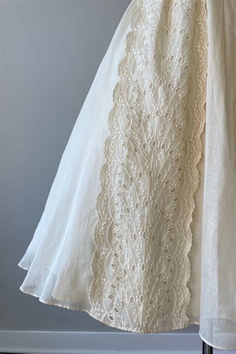 1950s Ivory Organze Eyelet Lace Wedding Dress | MEDIUM – Mill Street Vintage