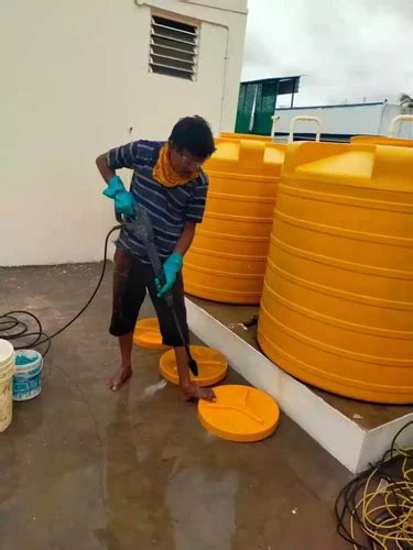 Home [www.dkhygienicwatertankcleaners.in]