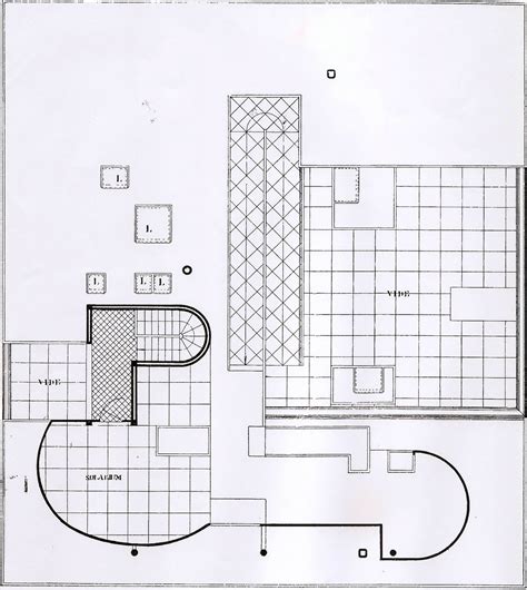 Linh Nguyen ARCH1201: Villa Savoye - Plans