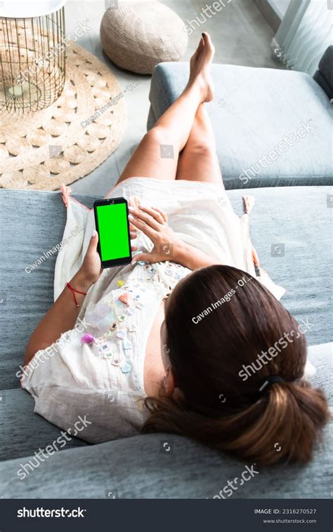 Green Screen Room 的图像结果