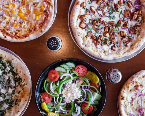 Golden Crust Pizzeria Menu Philadelphia • Order Golden Crust Pizzeria ...