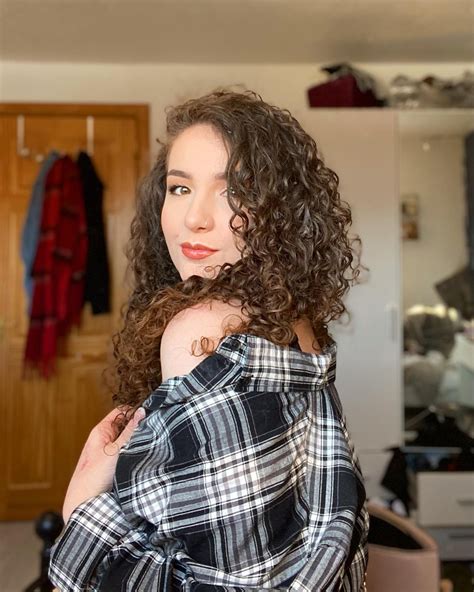 Curly Girl Flannel Shirt | Girls flannel shirt, Girls flannel, Favorite ...