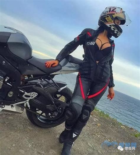女摩托车手真实照片,骑摩托车霸气图片 - 伤感说说吧