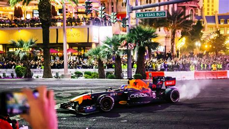 La F1 fait son show de présentation à Las Vegas