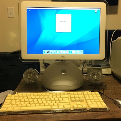Apple iMac G4 – Virginia Computer Museum