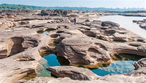 https://thailande-et-asie.com/wp-content/uploads/2014/04/canyon-sam-phan-bok-ubon-ratchathani-mekong.jpg.webp