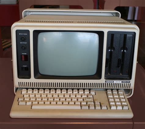 Download Technology Radio Shack TRS-80 Wallpaper