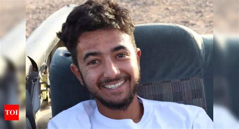 Hamas: 23-year-old US man texts parents 'I love you', goes missing ...
