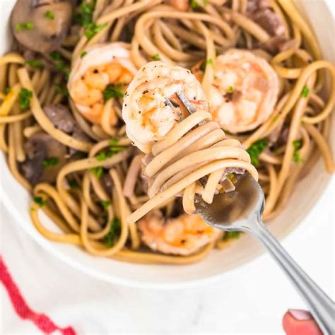 Shrimp & Mushroom Pasta In Wine Cream Sauce - Cheerful Cook