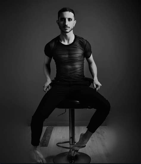 Erik Joel Rodríguez's feet