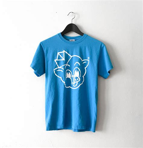 VTG Piggly Wiggly Shirt // Vintage Blue Pig Graphic T-shirt | Etsy ...