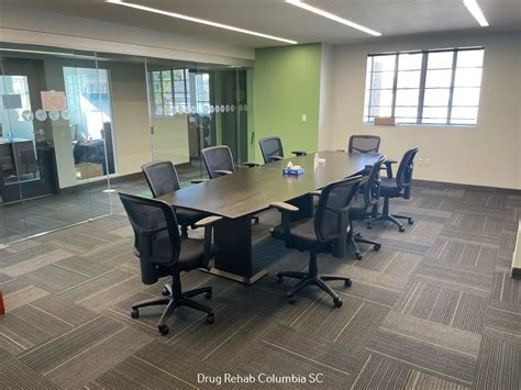 Forest Lake Club: A Tranquil Retreat in Columbia, SC - Lantana Recovery ...