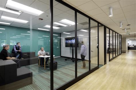 Collins Aerospace - Lenexa Center of Excellence - Workplace Architecture + Design