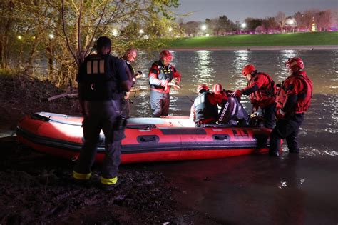 Indianapolis, IN - Two Kayakers Ejected at Dangerous Dam on White River, Search Ongoing ...