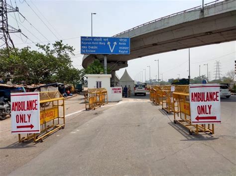 COVID-19: Delhi Police stations directed to dedicate lane for emergency ...