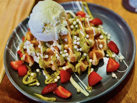 Max Brenner QV Waffles | Chiefeater.com