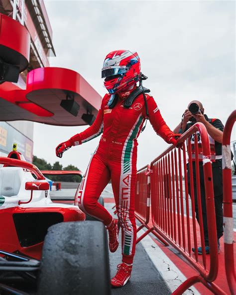Pin by grogu on Formula 1🏎 | Female racers, Female race car driver, Formula 1 girls