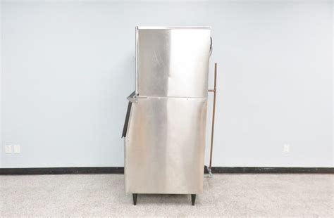 Lab Ice Maker 的图像结果