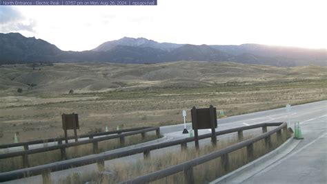 Old Faithful Webcam in Yellowstone National Park - US Webcams