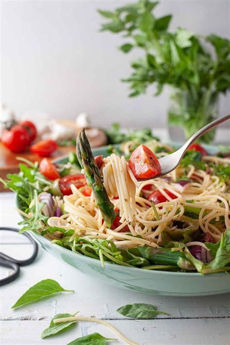 Cold Spaghetti Salad (Quick & Easy)