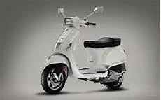 Vespa 4k Wallpaper by Vespa Wallpaper 64 Pictures Vespa 4k Wallpaper