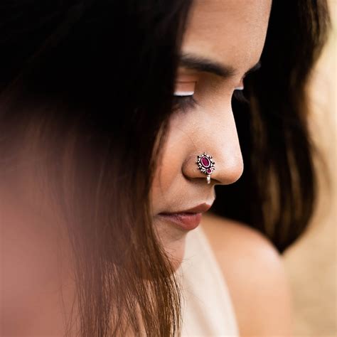 Buy Teejh Parthavi Red Stone Nose Pin Online